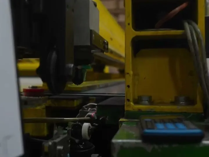 Produktionsmitarbeiter Glasverarbeitung